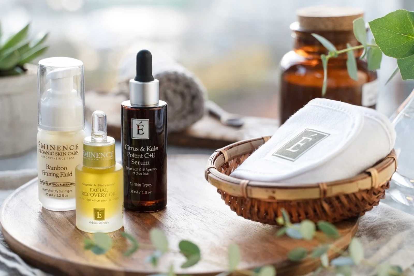 Moisturizers vs. Serums